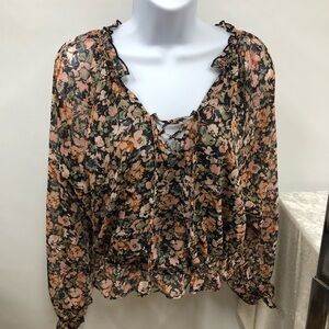 American Eagle medium peasant floral cottage core blouse